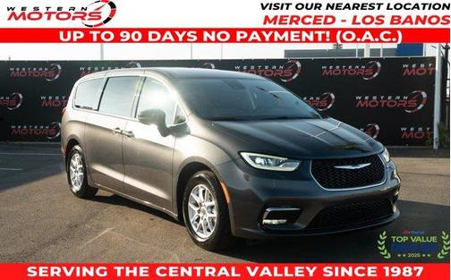 2023 Chrysler Pacifica Touring-L