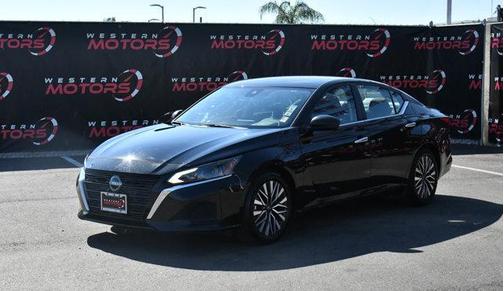 2024 Nissan Altima 2.5 SV