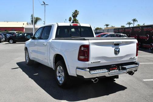 Bright White Clearcoat 2022 RAM 1500 Laramie