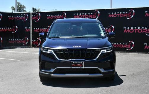 Deep Chroma Blue 2024 Kia Carnival LX