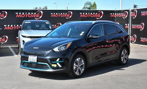 Aurora Black Pearl 2022 Kia Niro EV S