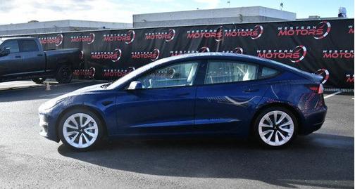 2021 Tesla Model 3 Standard Range Plus