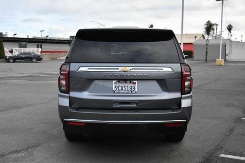 2022 Chevrolet Suburban LS