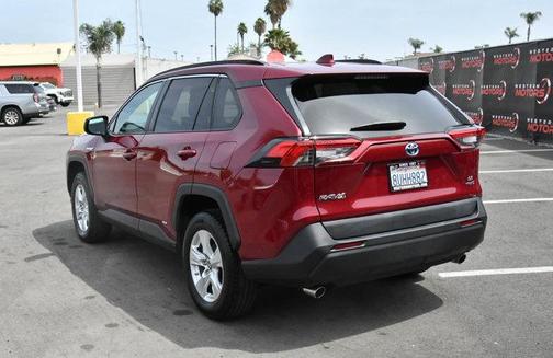 2021 Toyota RAV4 Hybrid LE