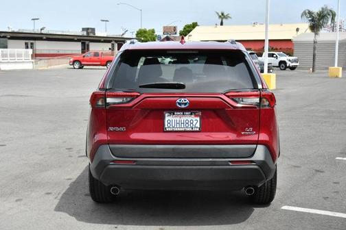2021 Toyota RAV4 Hybrid LE