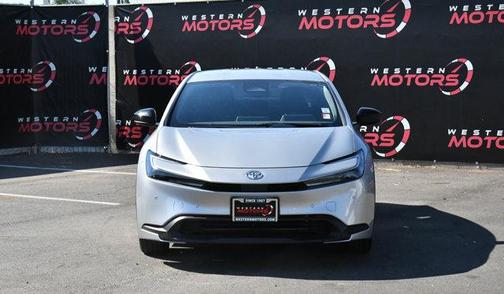 2025 Toyota Prius LE