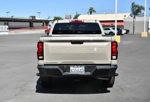 Sand Dune Metallic 2023 Chevrolet Colorado WT