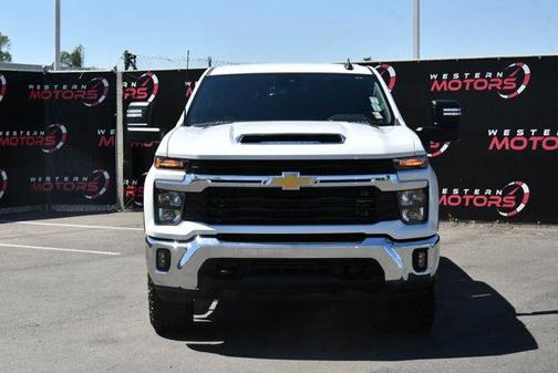 Summit White 2025 Chevrolet Silverado 2500 LT