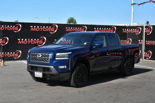 2023 Nissan Frontier SV