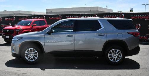 2023 Chevrolet Traverse LS