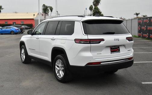 2023 Jeep Grand Cherokee L Laredo