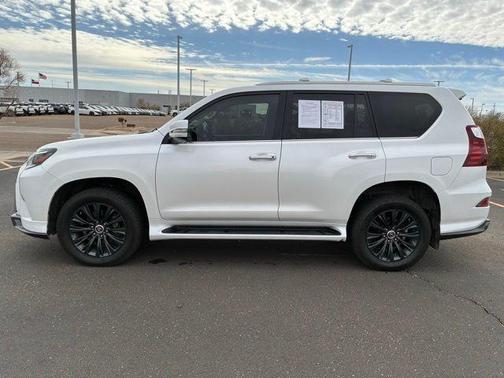 2022 Lexus GX 460 Base
