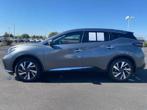 2023 Nissan Murano SL