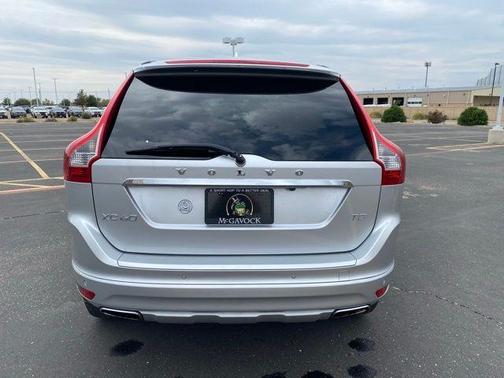 2016 Volvo XC60 T5 Drive-E Premier