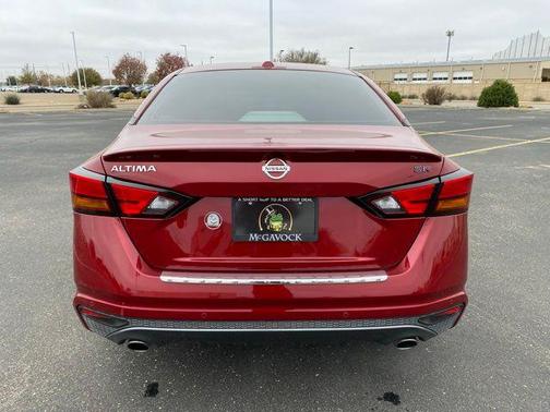 2022 Nissan Altima 2.5 SR