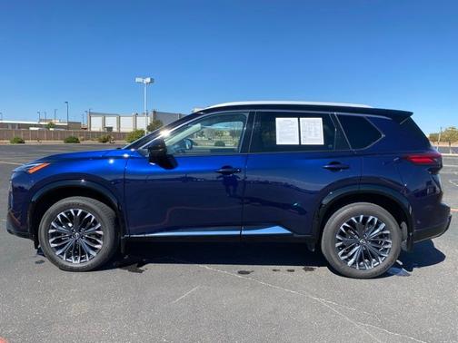 2024 Nissan Rogue Platinum