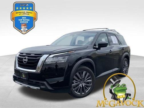 2024 Nissan Pathfinder SL