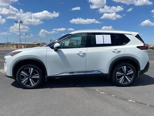 2021 Nissan Rogue SL