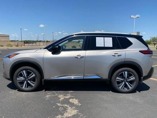 2021 Nissan Rogue Platinum