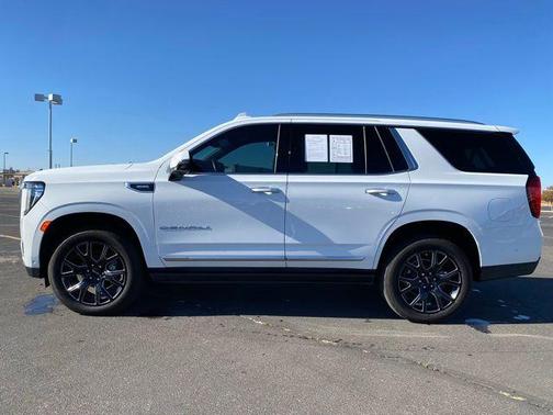 2023 GMC Yukon Denali