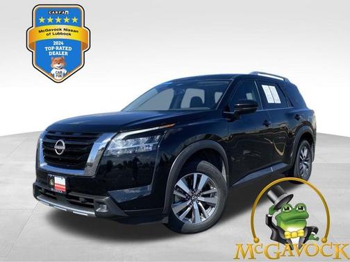 2022 Nissan Pathfinder SL