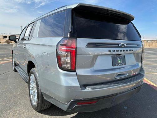 2024 Chevrolet Suburban RST