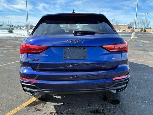 2024 Audi Q3 45 S line Premium
