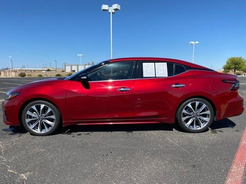2022 Nissan Maxima Platinum