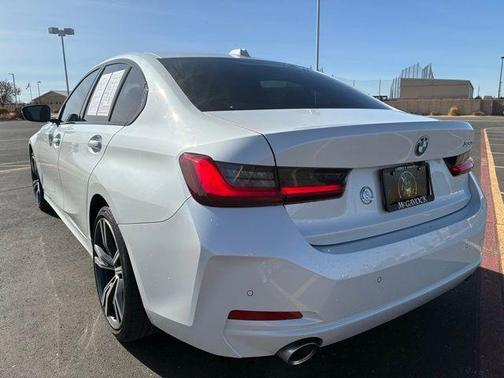 2023 BMW 330 i