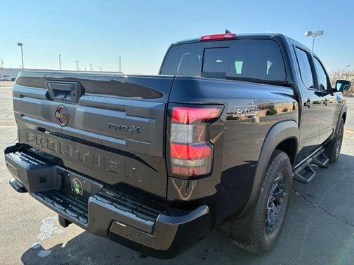 2025 Nissan Frontier PRO-X