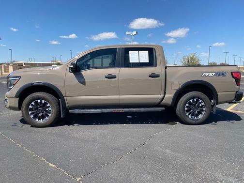 2022 Nissan Titan PRO-4X
