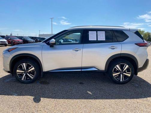 2022 Nissan Rogue Platinum