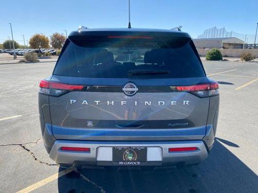 2024 Nissan Pathfinder Platinum