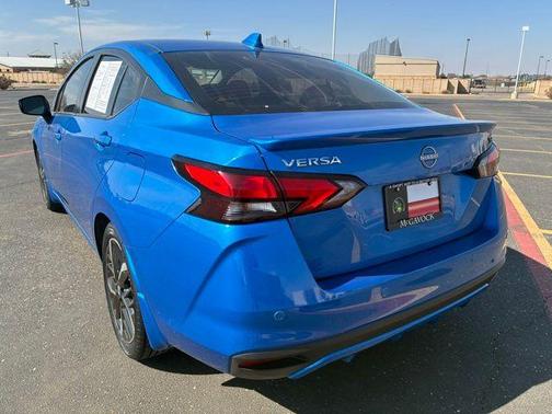 2023 Nissan Versa 1.6 SR