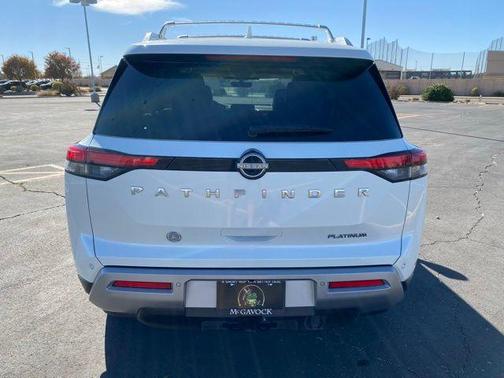 2024 Nissan Pathfinder Platinum