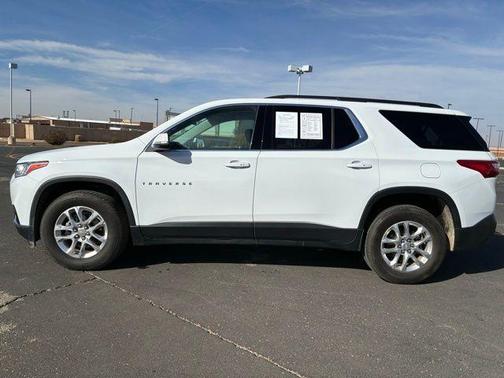 2021 Chevrolet Traverse LT Cloth