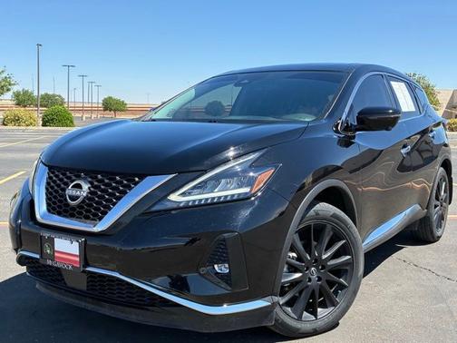 Black 2023 Nissan Murano SL
