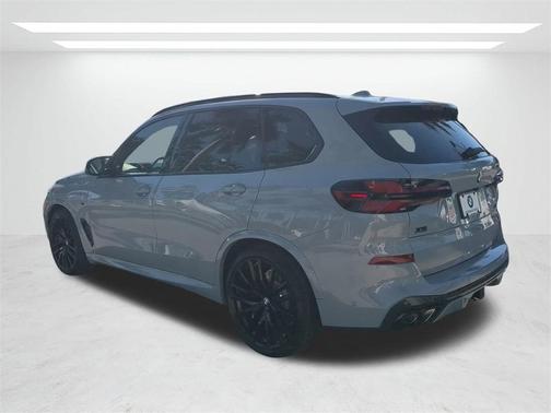2026 BMW X5 M60i