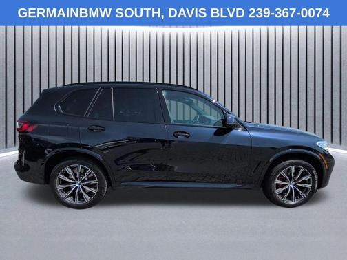 Carbon Black Metallic 2023 BMW X5 M50i