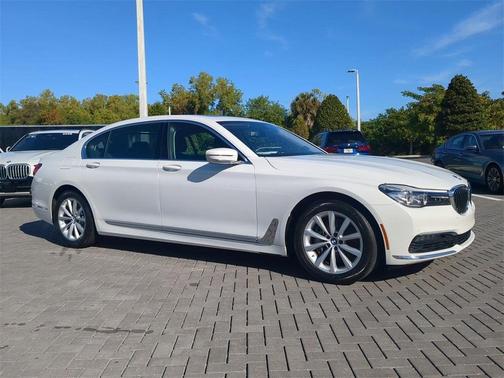 2018 BMW 740 i xDrive