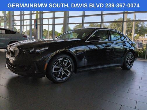 Black Sapphire Metallic 2026 BMW i5 eDrive40