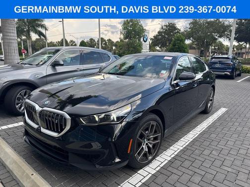 Black Sapphire Metallic 2026 BMW i5 eDrive40
