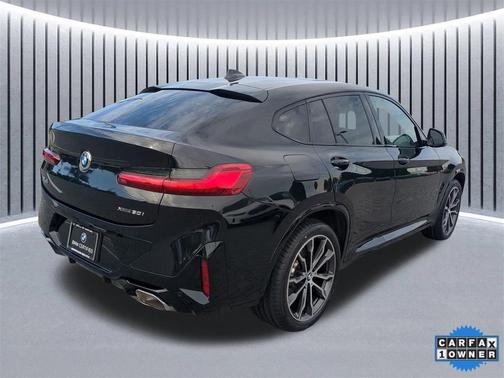 2023 BMW X4 xDrive30i