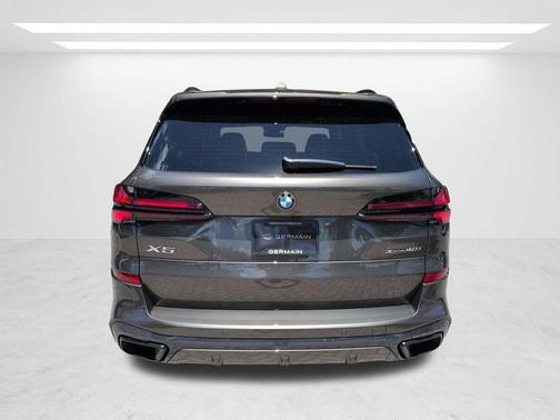 Manhattan Green Metallic 2026 BMW X5 xDrive40i
