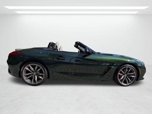 San Remo Green Metallic 2026 BMW Z4 M40i