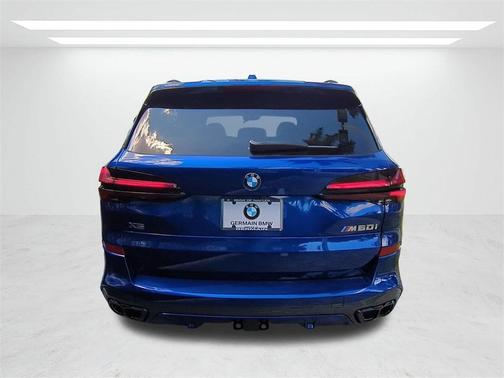 2026 BMW X5 M60i