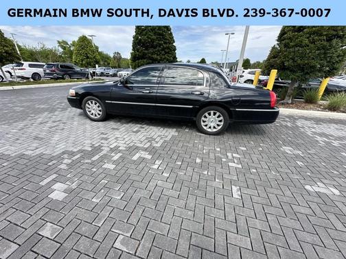 2008 Lincoln Town Car Signature Limited
