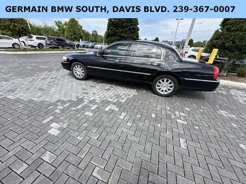 2008 Lincoln Town Car Signature Limited