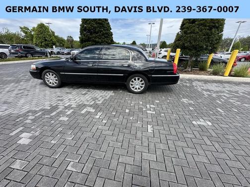 2008 Lincoln Town Car Signature Limited