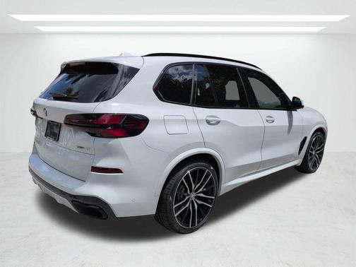 Alpine White 2026 BMW X5 xDrive40i